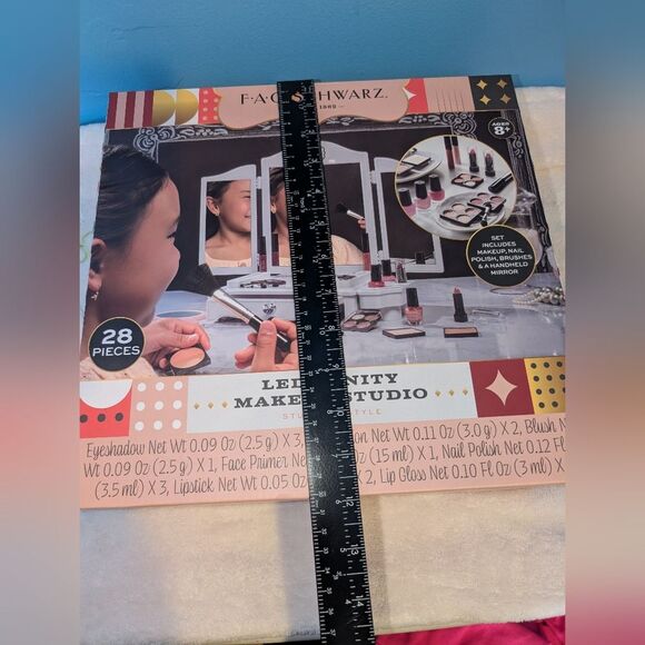 F.A.O Schwarz LED Vanity Makeup Studio - Picture 4 of 7